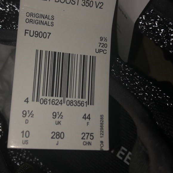 Yeezy Boost 350 V2 “Static Black” - Picture 4 of 8